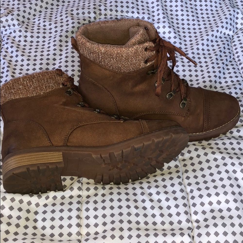 Mossimo Boots